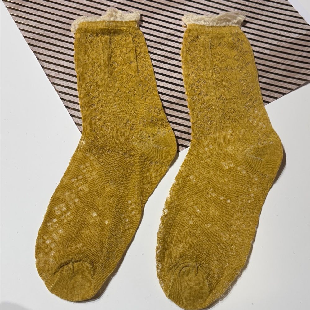 Gifts for Her 🎁Vintage / Romantic / Cottagecore-inspired Socks